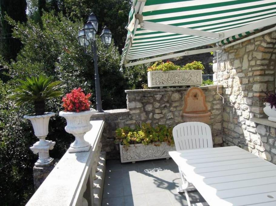Villa Pinetina غارنانو المظهر الخارجي الصورة