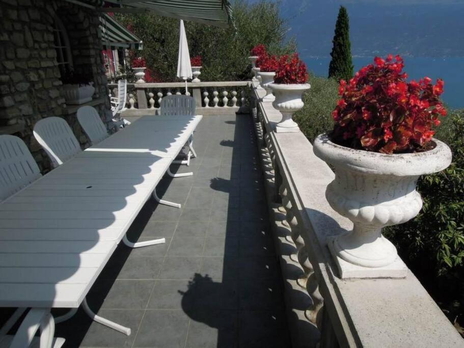 Villa Pinetina غارنانو المظهر الخارجي الصورة